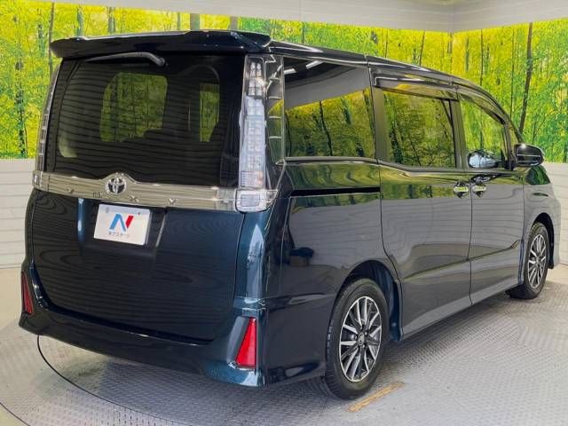 Toyota VOXY 2015-10 192483-18