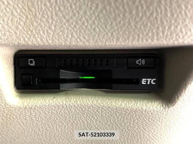 Toyota SIENTA 2015-08 285043-7