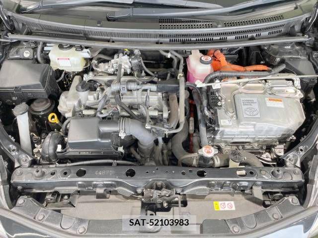 Toyota AQUA 2019-04 260685-18