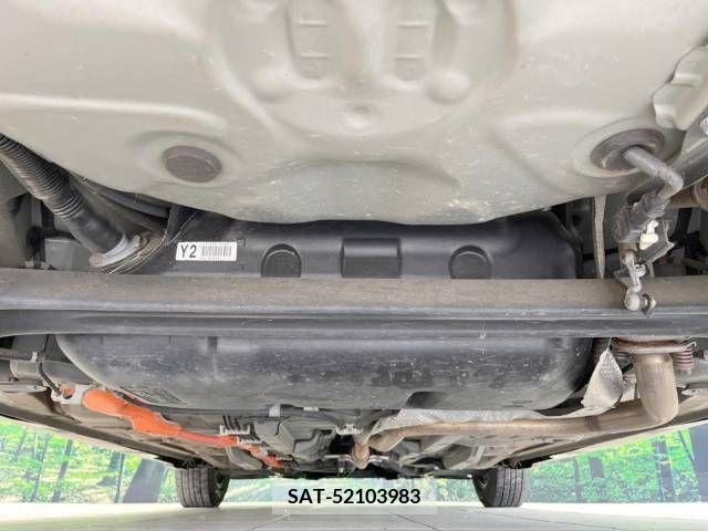 Toyota AQUA 2019-04 260685-19