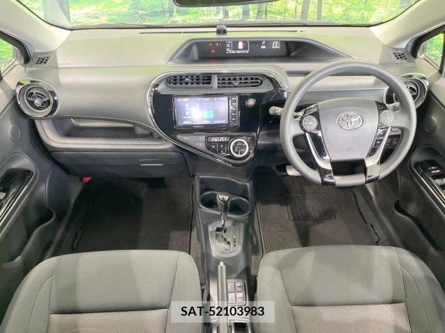 Toyota AQUA 2019-04 260685-1