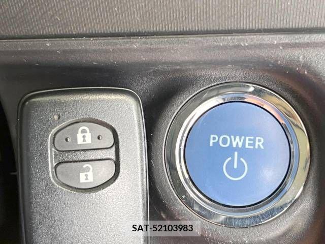 Toyota AQUA 2019-04 260685-6