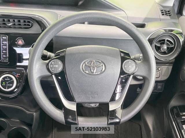 Toyota AQUA 2019-04 260685-11