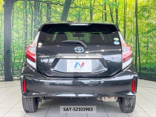 Toyota AQUA 2019-04 260685-15