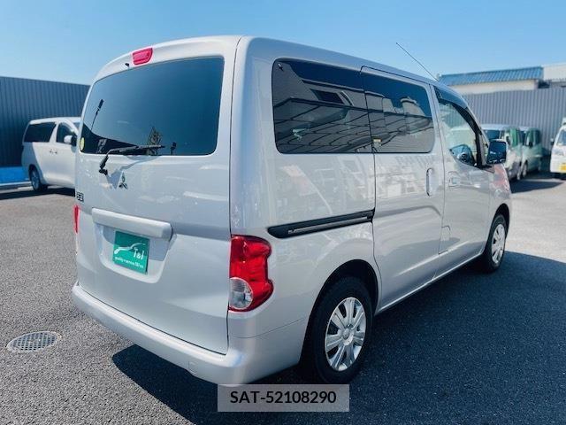 Mitsubishi DELICA D3 2012-01 248338-11