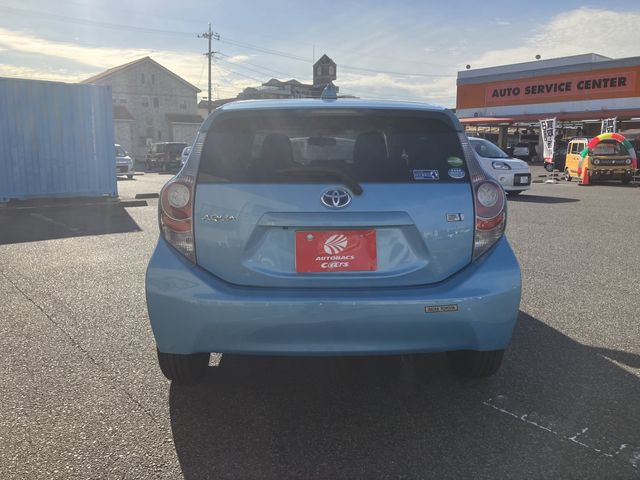 Toyota AQUA 2012-05 183200-6