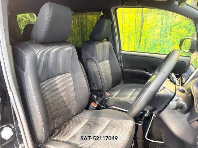 Toyota VOXY 2019-08 289011-8