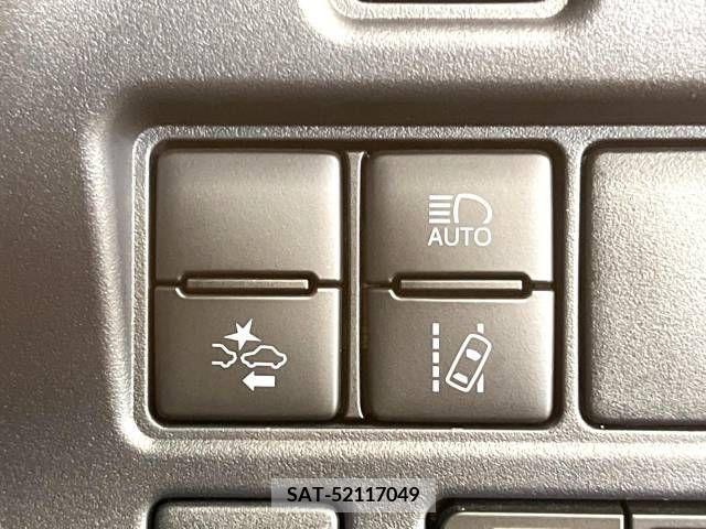 Toyota VOXY 2019-08 289011-5
