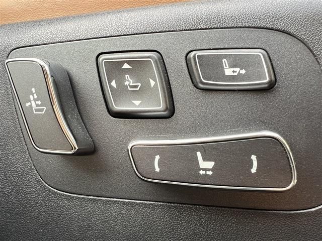 Lexus LS 2013-02 28212-17