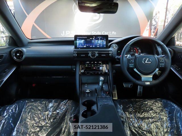 Lexus IS 2023-06 224936-2