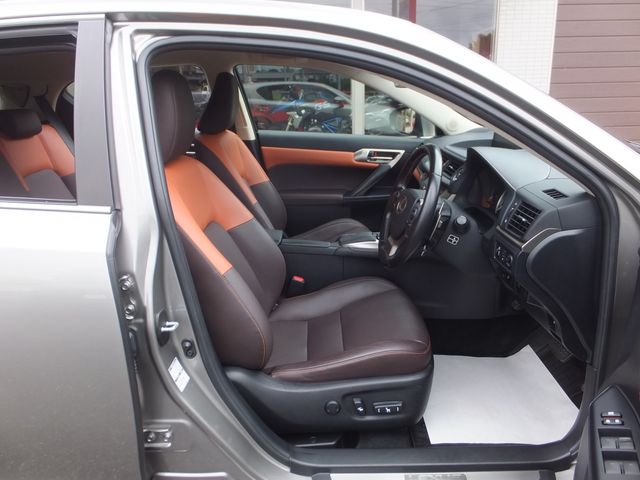 Lexus CT 2017-08 23117-16