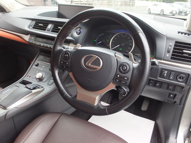 Lexus CT 2017-08 23117-18