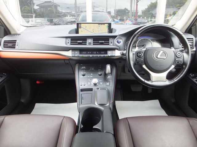 Lexus CT 2017-08 23117-2