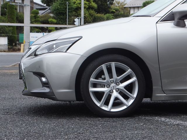 Lexus CT 2017-08 23117-8