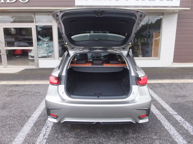 Lexus CT 2017-08 23117-29
