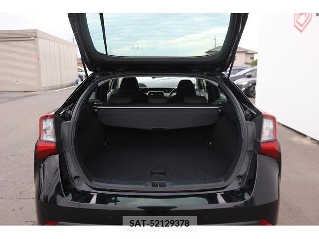 Toyota PRIUS 2019-08 373558-13