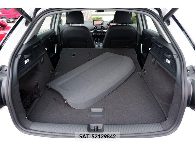 Audi Q2 2023-09 356561-19