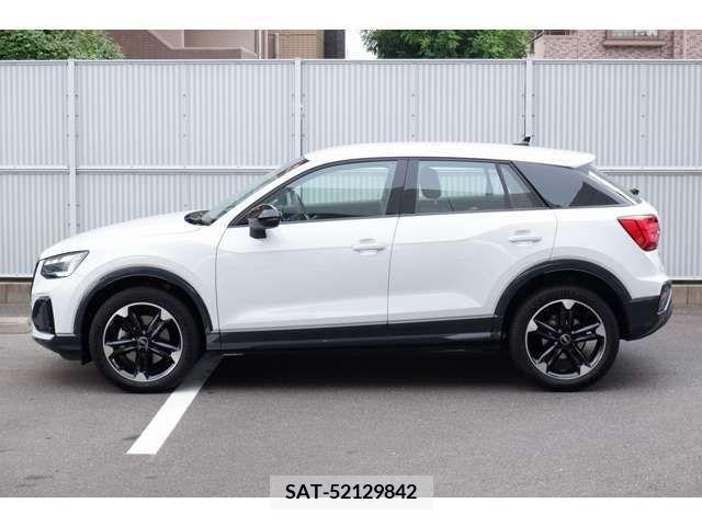 Audi Q2 2023-09 356561-1