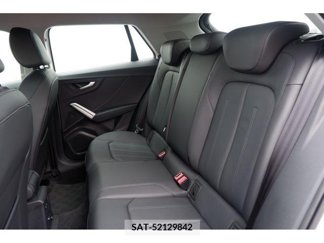 Audi Q2 2023-09 356561-6