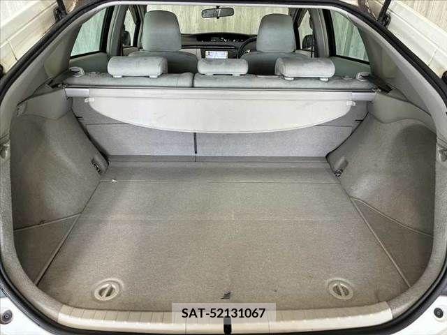 Toyota PRIUS 2010-07 366471-15