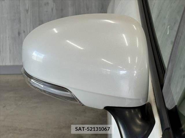 Toyota PRIUS 2010-07 366471-28