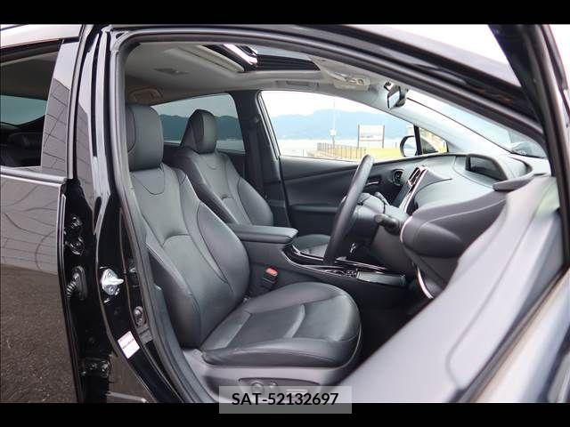 Toyota PRIUS 2019-11 247689-13