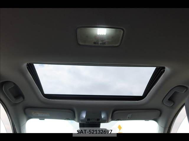 Toyota PRIUS 2019-11 247689-11