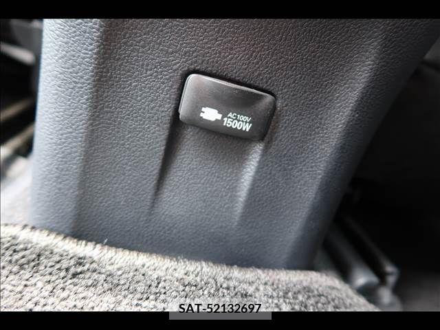 Toyota PRIUS 2019-11 247689-28