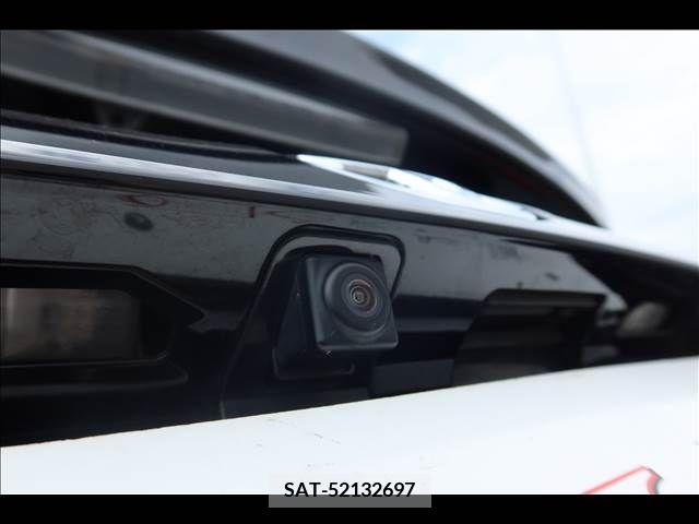 Toyota PRIUS 2019-11 247689-26