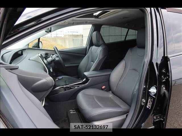 Toyota PRIUS 2019-11 247689-19