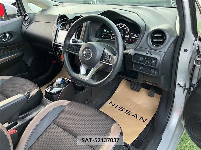 Nissan NOTE 2019-04 336879-24