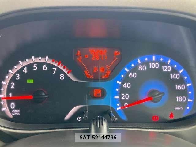Nissan CUBE 2013-06 320683-16