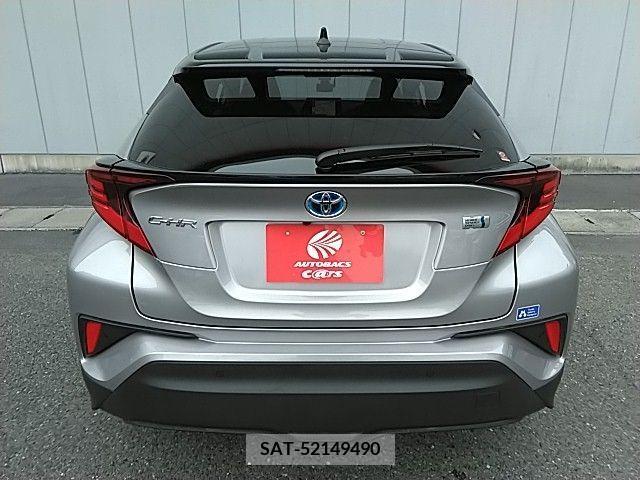 Toyota C-HR 2021-09 376276-23