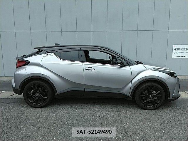 Toyota C-HR 2021-09 376276-16