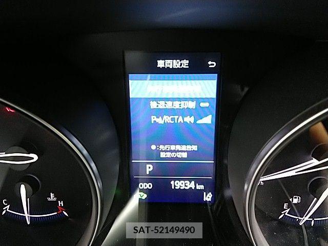 Toyota C-HR 2021-09 376276-13