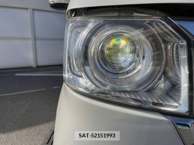 Honda N BOX 2018-04 248816-11