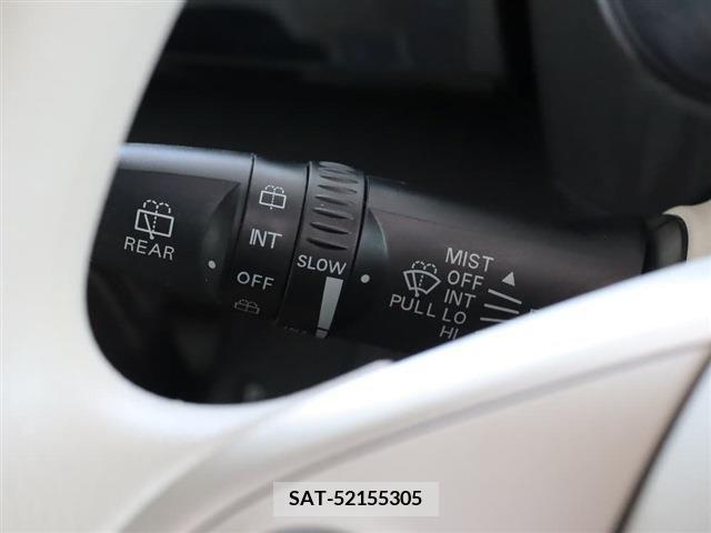 Nissan ROOX 2019-05 323909-18
