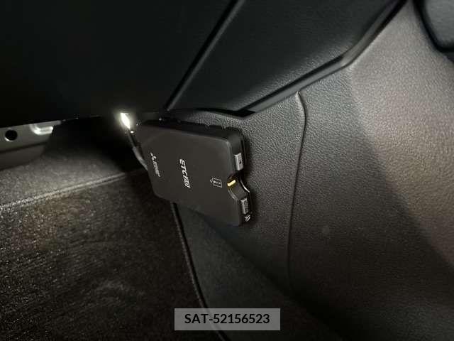 Nissan AURA 2023-03 378658-18