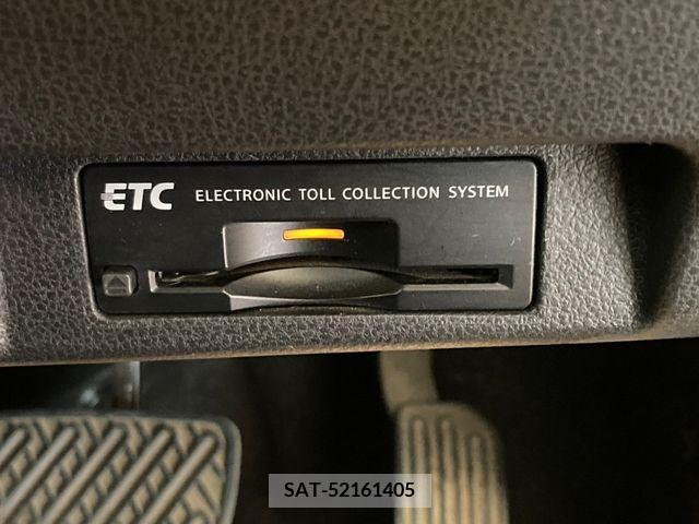 Nissan LEAF 2018-03 248027-18
