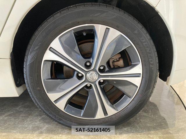 Nissan LEAF 2018-03 248027-26