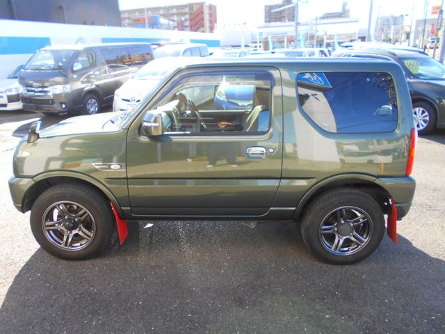 Suzuki JIMNY 2016-04 23835-8