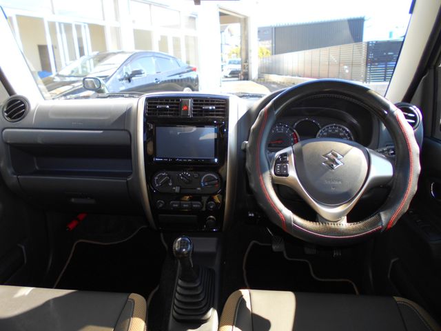 Suzuki JIMNY 2016-04 23835-18