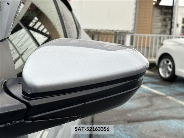 Honda CIVIC 2018-01 221276-12