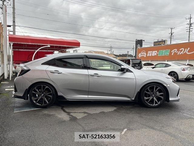 Honda CIVIC 2018-01 221276-3