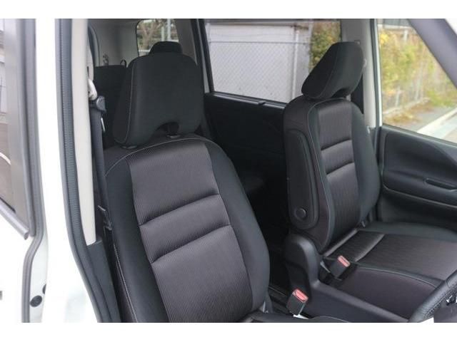 Nissan SERENA 2017-01 27796-11