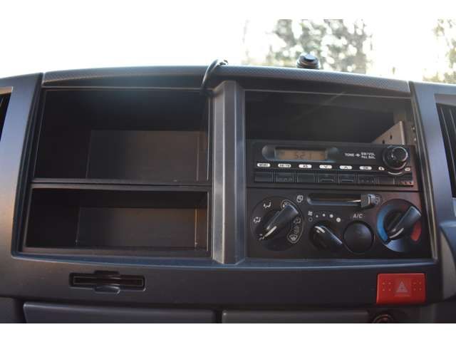Mazda TITAN 2013-10 18319-15