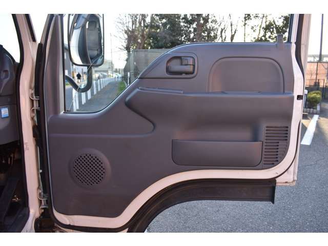 Mazda TITAN 2013-10 18319-4