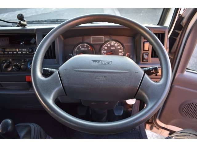 Mazda TITAN 2013-10 18319-1