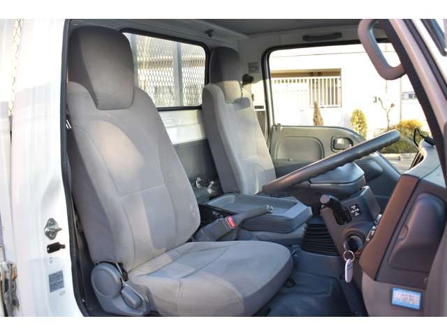 Mazda TITAN 2013-10 18319-9
