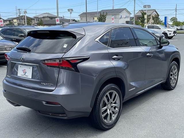 Lexus NX 2014-09 13142-15